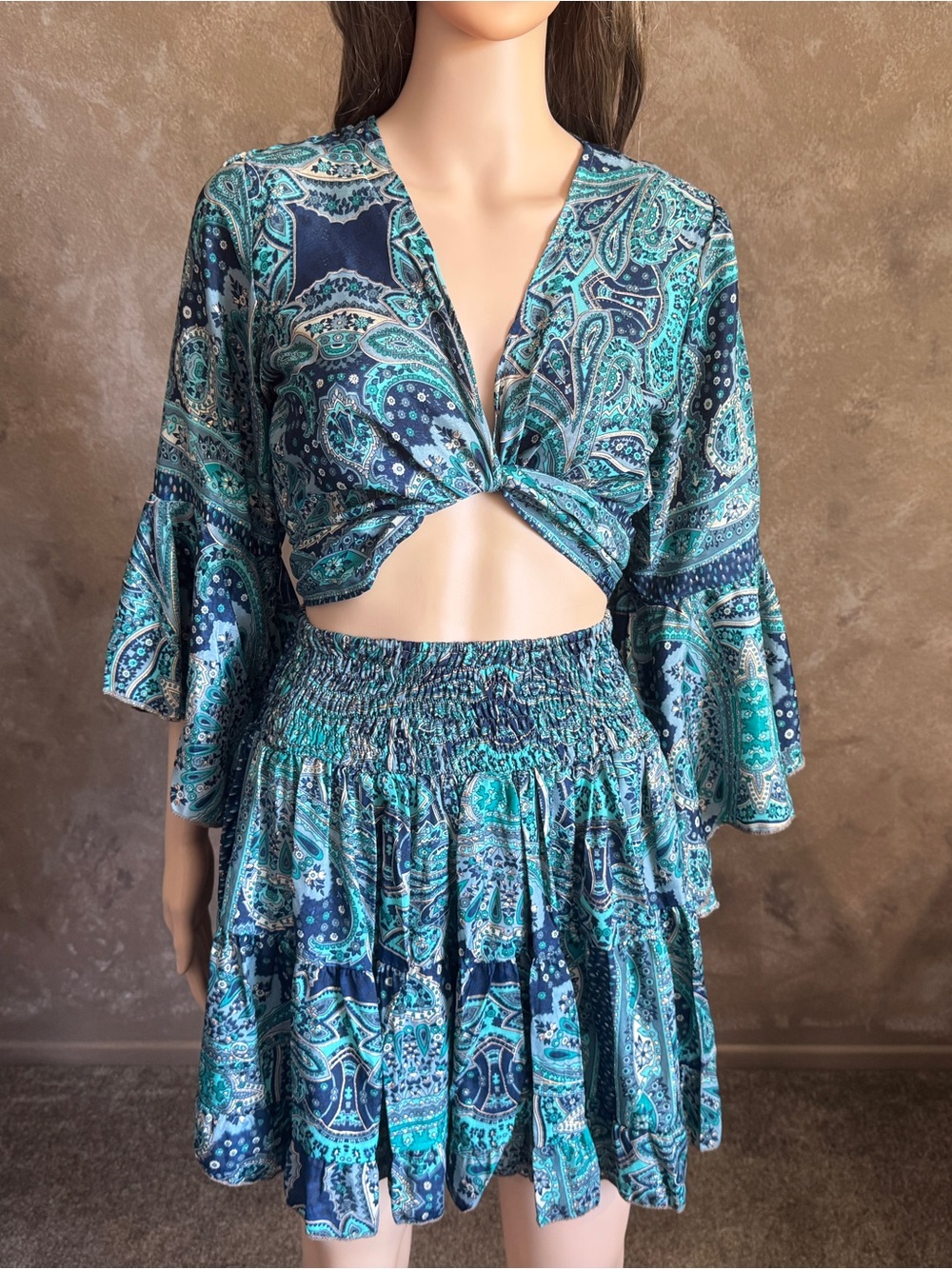 Silk 2pc set Turquoise Blue Green Paisley Two-Piece Crop Top & Skirt Set NWOT